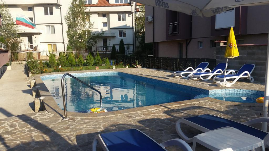 Dimitrov Apartments Burgasz Kültér fotó