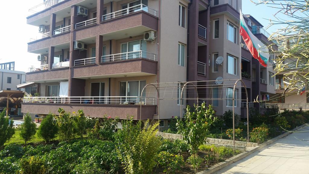 Dimitrov Apartments Burgasz Kültér fotó